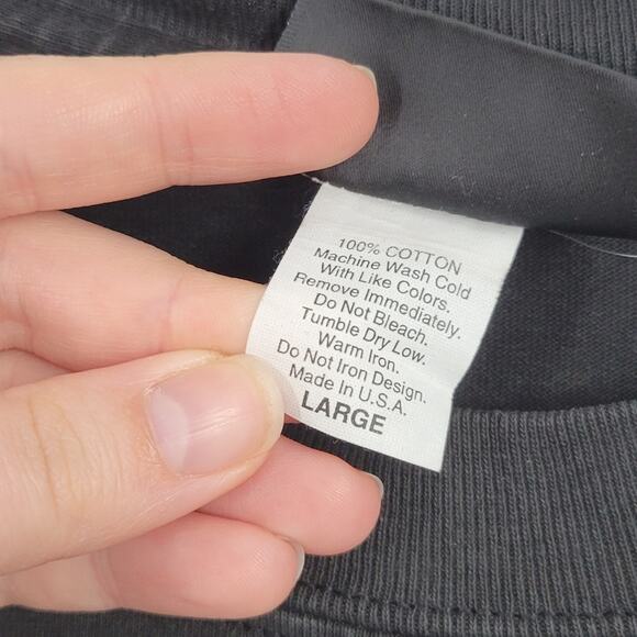 Dr. Martens Black Bristish Flag Graphic Short Sleeve Tee L - Picture 7 of 9